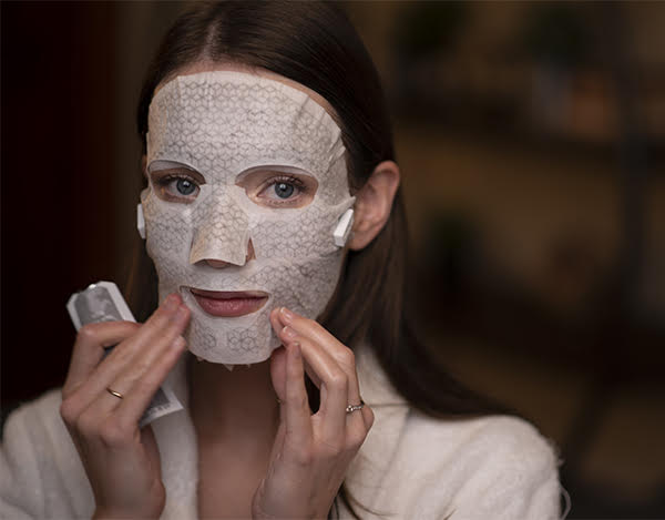 Things to Do If You're Single on Valentine's Day - Franz Skincare USA