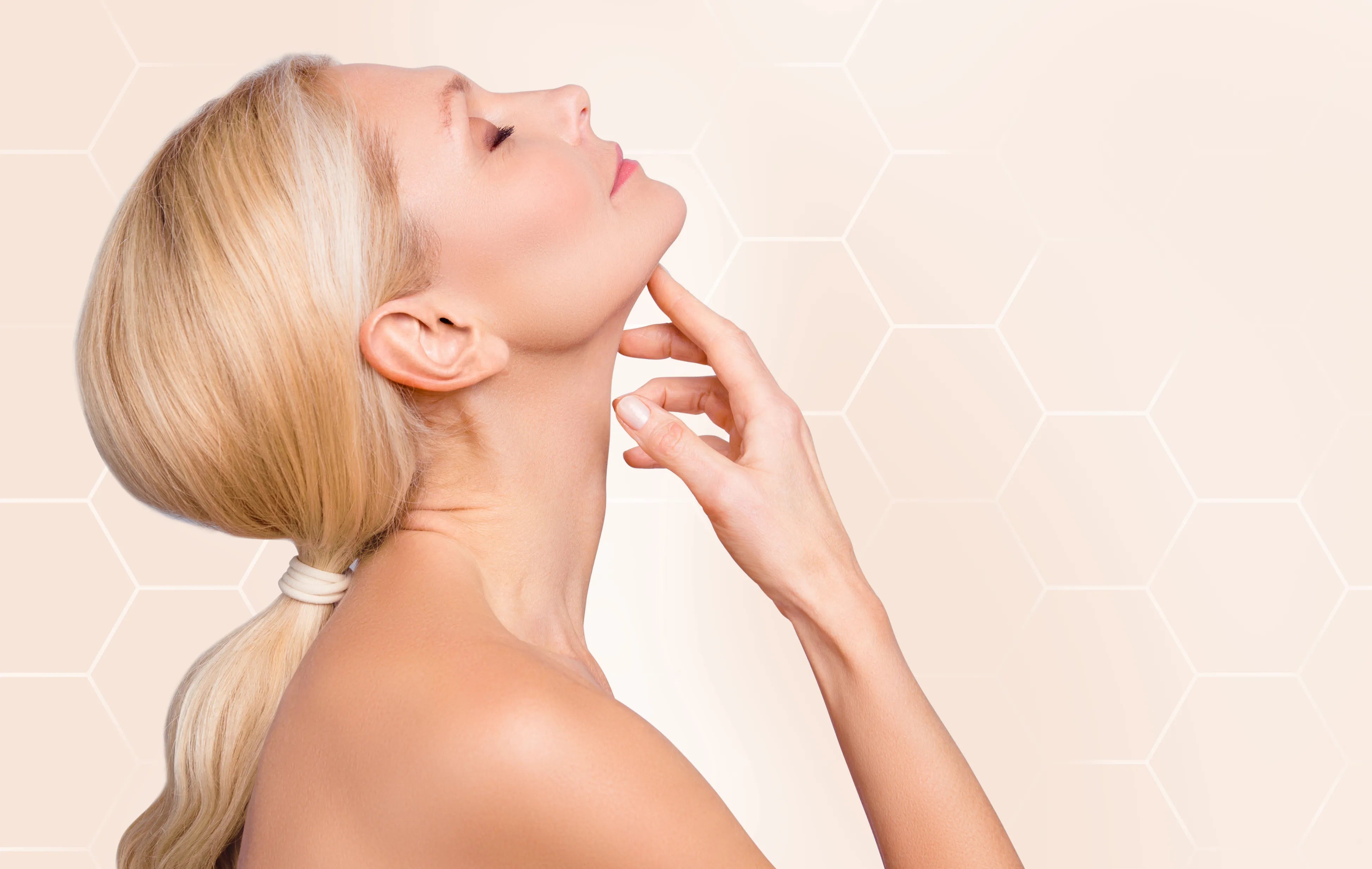 Why It’s Important to Keep Your Neck Skin Tightened - Franz Skincare USA